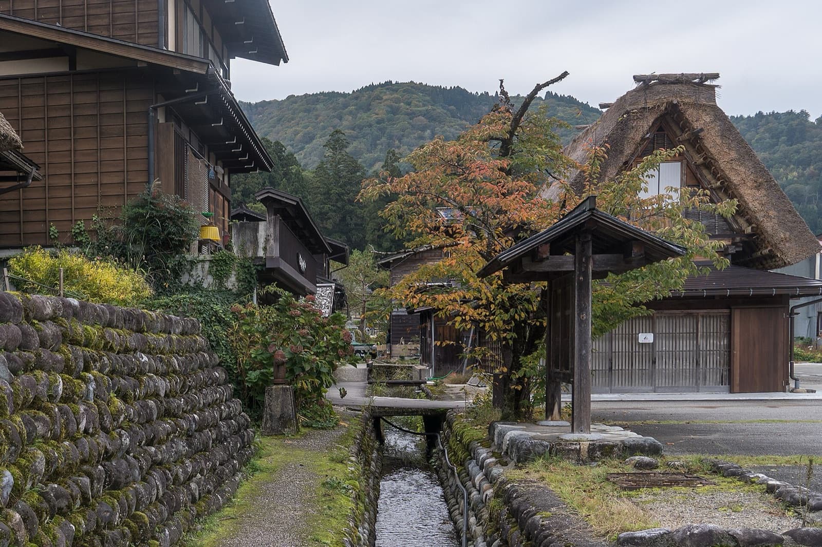 白川郷の合掌造り集落、岐阜県